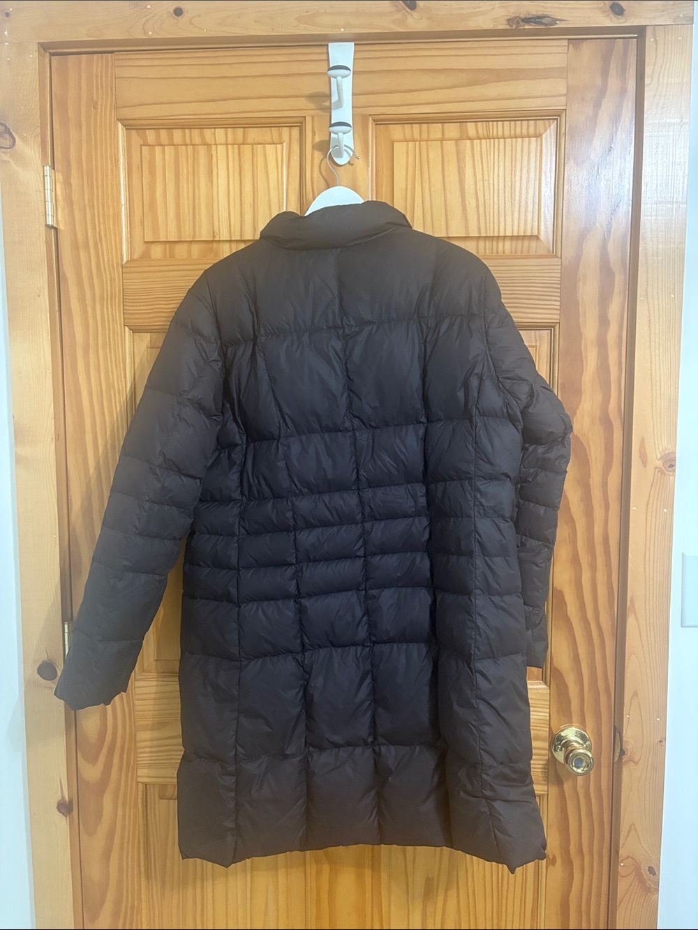 Lands' End Size Large Black Down Puffer Jacket - Picture 5 of 6